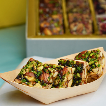 Almond Pak Squares